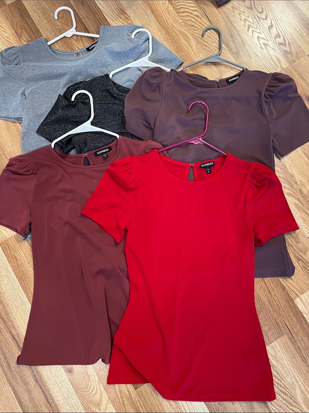 Express Women's Short-Sleeve Puff-Sleeve Tops Bundle of five, Size Small